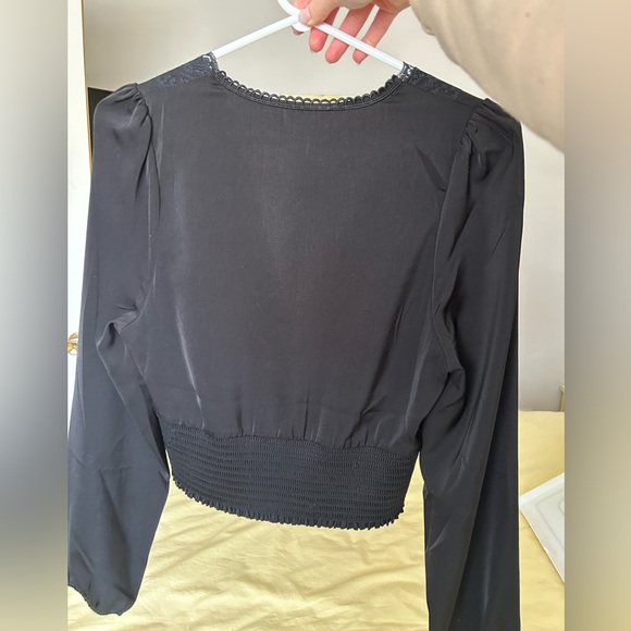 Crop satin lace top - plunging neck - Picture 5 of 5